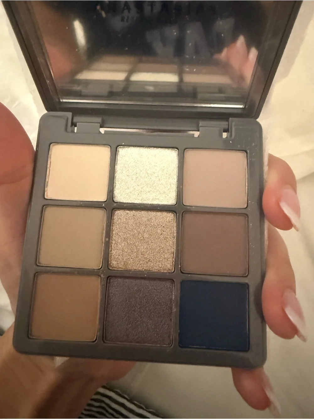 Haze 9-Color Neutral Smoky Eyeshadow Palette - Nude & Taupe Shades